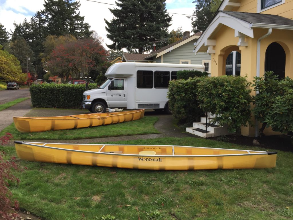 wenonah-advantage-canoe-next-to-itasca-on-lawn-port-side-shot