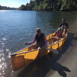 Wenonah Lightweight Safe Stable Large Seneca Family Canoe